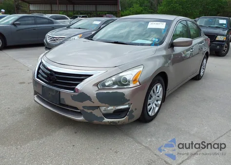 2013 Nissan Altima 2.5 S z USA, uszkodzony, nr VIN 1N4AL3AP1DC132686